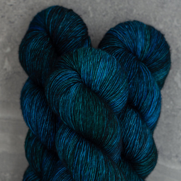 Madelinetosh - Triple Twist