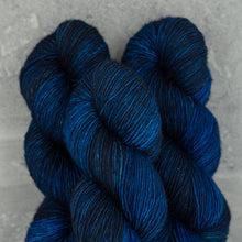 Load image into Gallery viewer, Madelinetosh - Farm Twist
