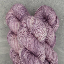 Load image into Gallery viewer, Madelinetosh - Farm Twist
