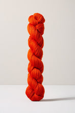 Load image into Gallery viewer, Urth 16 - Fingering
