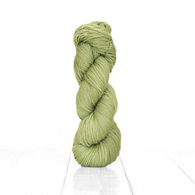 Load image into Gallery viewer, Urth Harvest - Worsted
