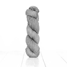 Load image into Gallery viewer, Urth Harvest - Worsted
