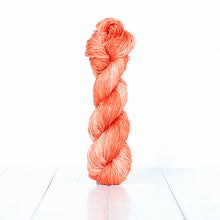 Load image into Gallery viewer, Urth Monokrom 100% Mercerized Cotton
