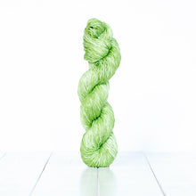 Load image into Gallery viewer, Urth Monokrom 100% Mercerized Cotton
