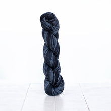 Load image into Gallery viewer, Urth Monokrom 100% Mercerized Cotton
