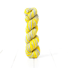 Load image into Gallery viewer, Urth Uneek - Worsted
