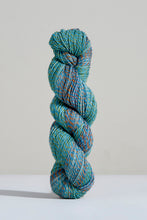Load image into Gallery viewer, Urth Yarns Spiral Grain
