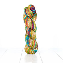 Load image into Gallery viewer, Urth Uneek - Worsted
